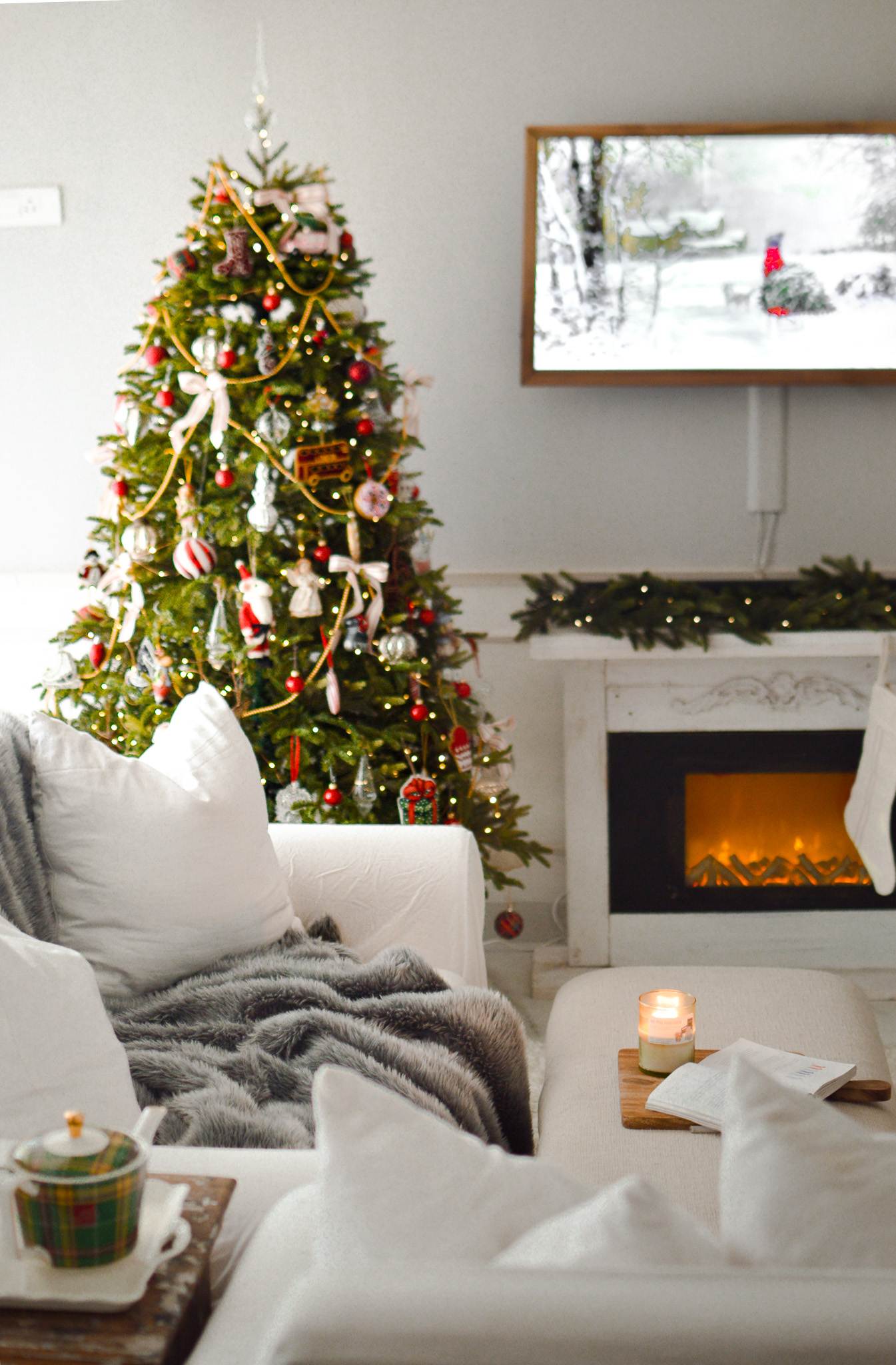 How To Decorate Your Christmas Tree And 5 Ideas